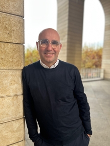 Herr Schäfer, Frank